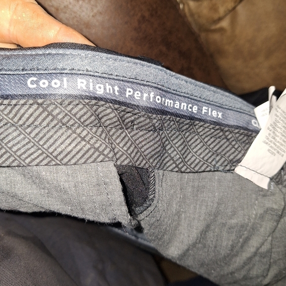Haggar Cool Right Performance Flex dress slacks in a men's size 42x32. Pre-loved - Picture 5 of 6